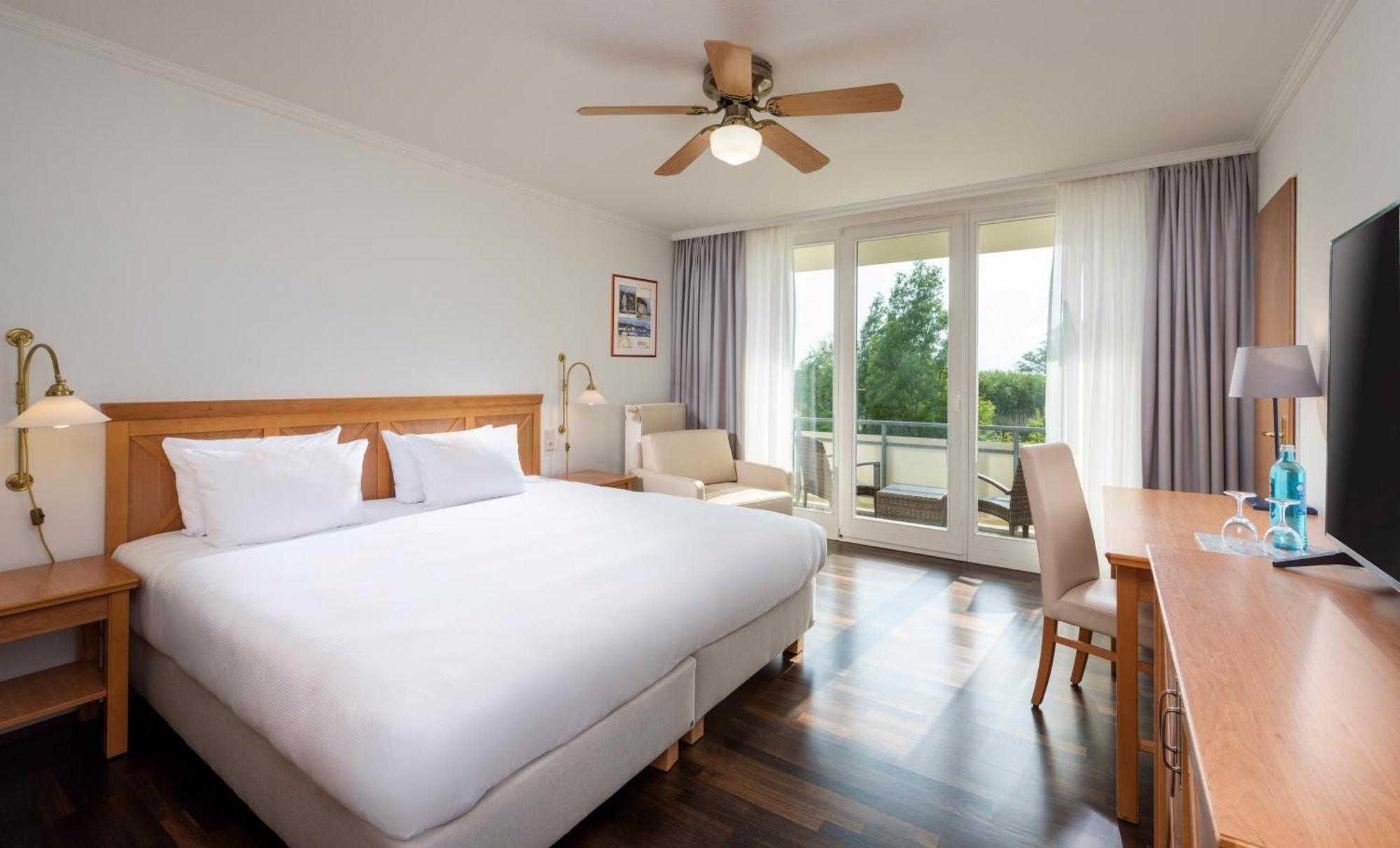 Precise Resort Ruegen - Hotel & Splash Erlebniswelt Sagard Ngoại thất bức ảnh
